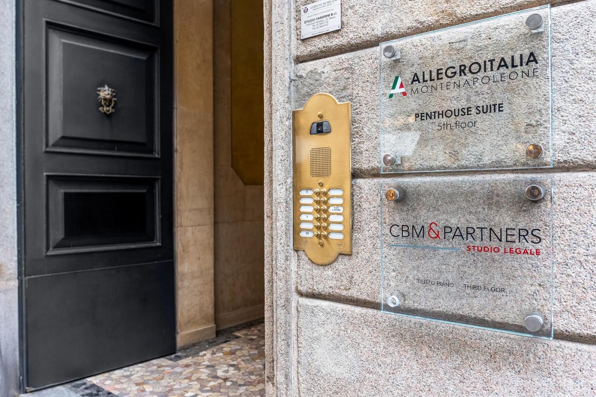 Allegroitalia Penthouse Montenapoleone Milano Ngoại thất bức ảnh